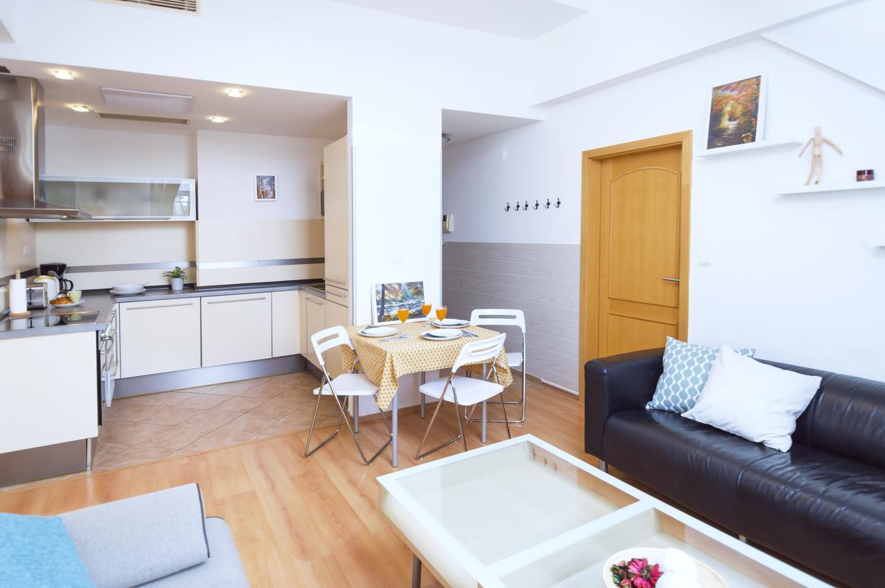 Modern Opatovicka Apartamento *
